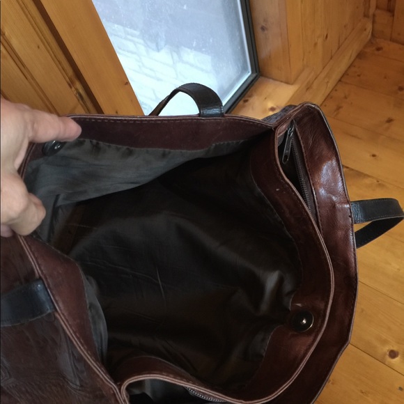 Handbags - Picture 3 of 3